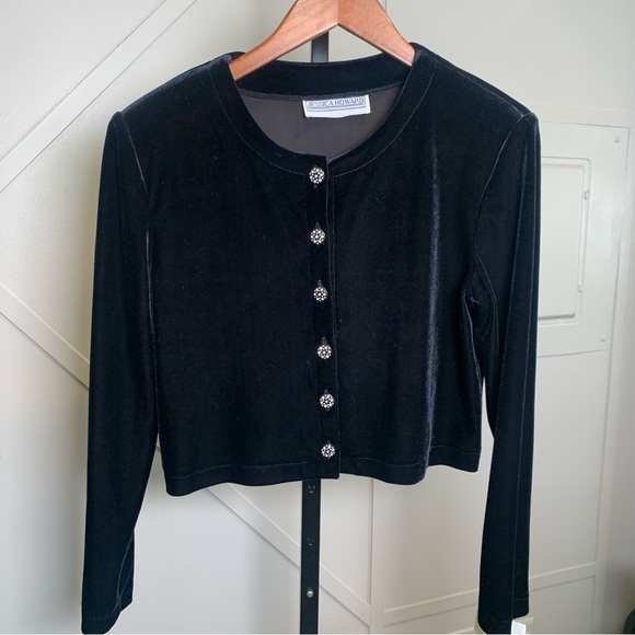 Black Velvet Long Sleeve Cropped Cardigan Sweater Size Medium - Picture 3 of 10